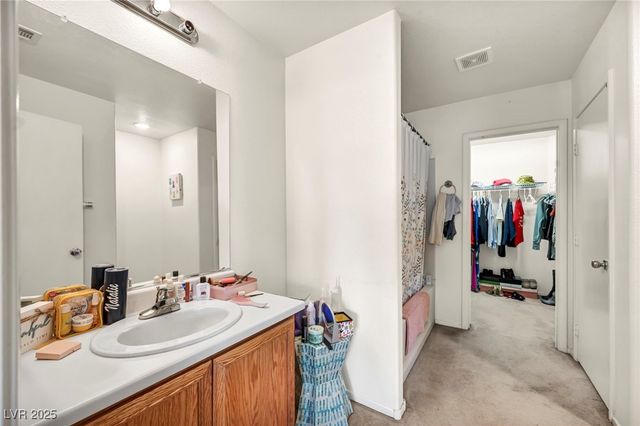 726 IRON BRIDGE Street, Las Vegas, NV 89178