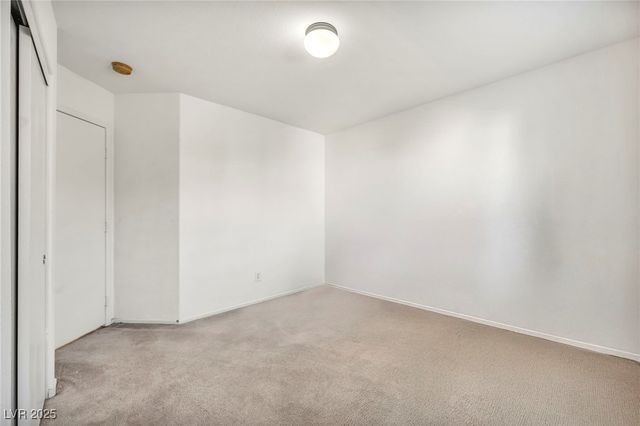 726 IRON BRIDGE Street, Las Vegas, NV 89178