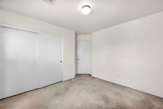 726 IRON BRIDGE Street, Las Vegas, NV 89178