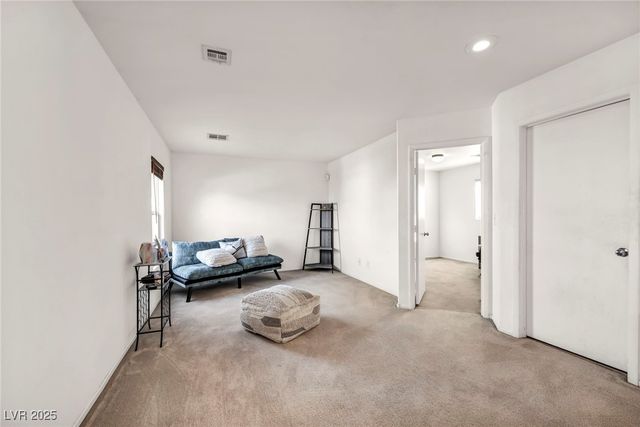 726 IRON BRIDGE Street, Las Vegas, NV 89178