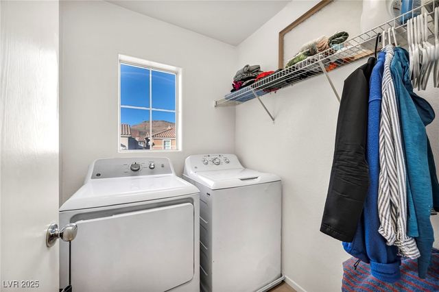 726 IRON BRIDGE Street, Las Vegas, NV 89178