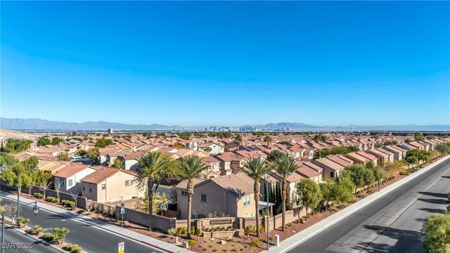 726 IRON BRIDGE Street, Las Vegas, NV 89178