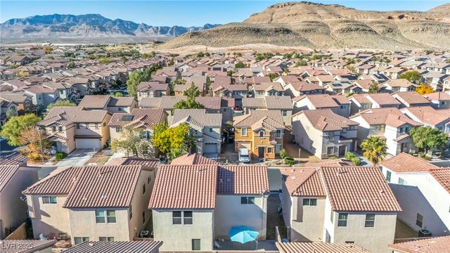 726 IRON BRIDGE Street, Las Vegas, NV 89178