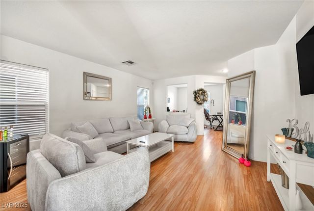 726 IRON BRIDGE Street, Las Vegas, NV 89178