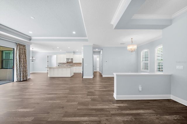 8256 LARKSPUR CIRCLE, Sarasota, FL 34241
