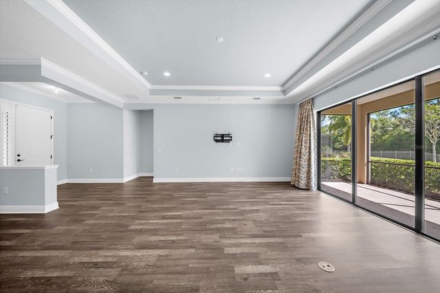 8256 LARKSPUR CIRCLE, Sarasota, FL 34241