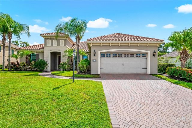 8256 LARKSPUR CIRCLE, Sarasota, FL 34241