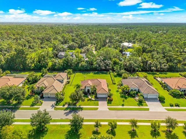 8256 LARKSPUR CIRCLE, Sarasota, FL 34241