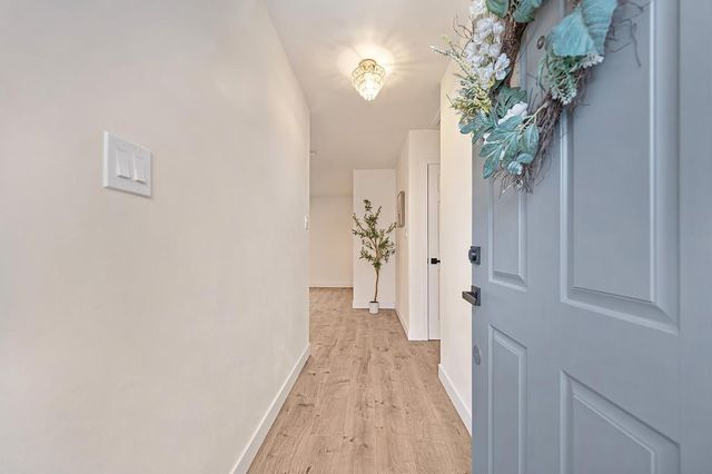 8894 Sharkey Ave, Elk Grove, CA 95624