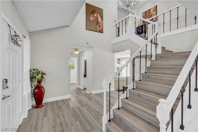 2913 Whispering Wind Drive, Las Vegas, NV 89117