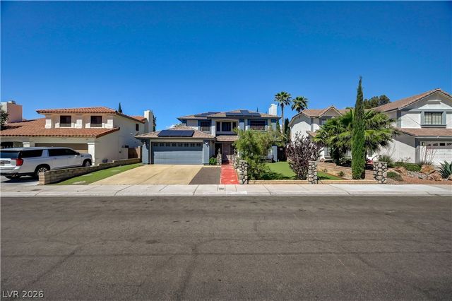 2913 Whispering Wind Drive, Las Vegas, NV 89117