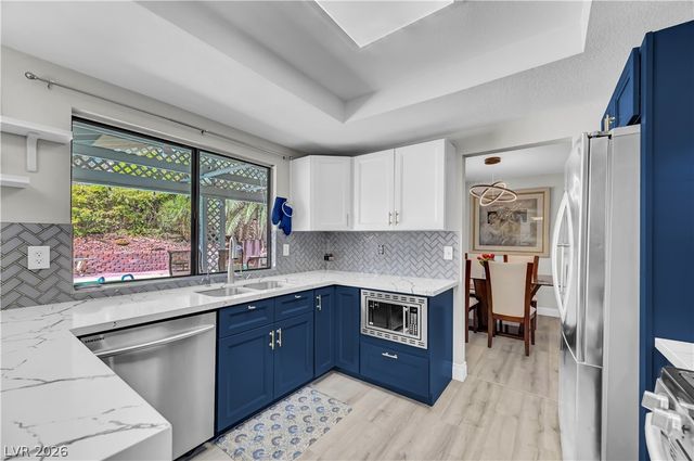 2913 Whispering Wind Drive, Las Vegas, NV 89117