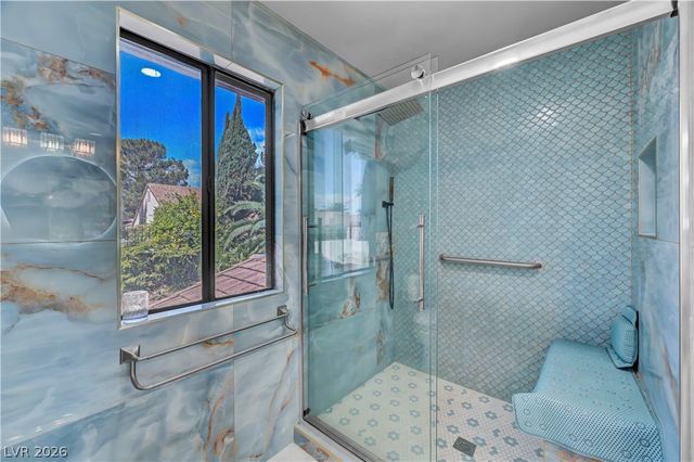 2913 Whispering Wind Drive, Las Vegas, NV 89117