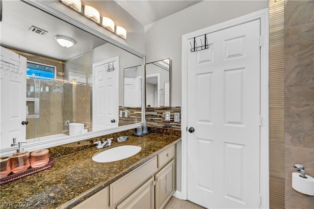 2913 Whispering Wind Drive, Las Vegas, NV 89117