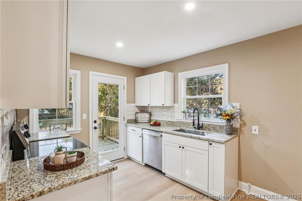 5108 Walnut Drive, Fayetteville, NC 28304 — photo 9