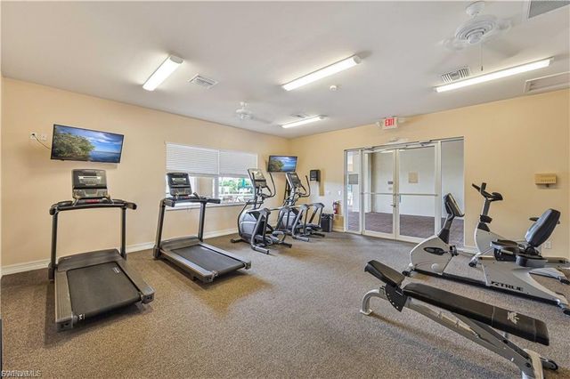10507 Crossback LN, Lehigh Acres, FL 33936