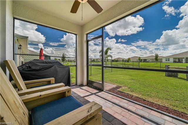 10507 Crossback LN, Lehigh Acres, FL 33936