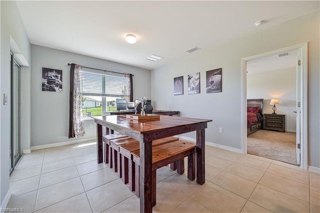 10507 Crossback LN, Lehigh Acres, FL 33936