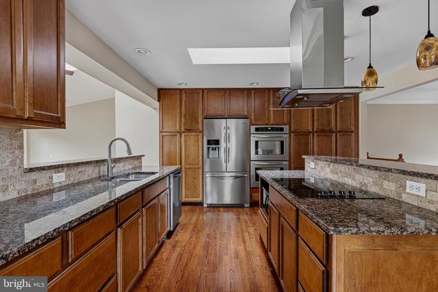 1322 CORDELIA CT, Mclean, VA 22102