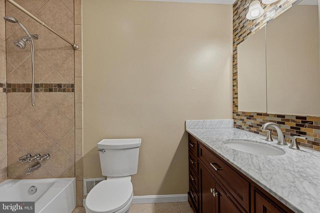 1322 CORDELIA CT, Mclean, VA 22102