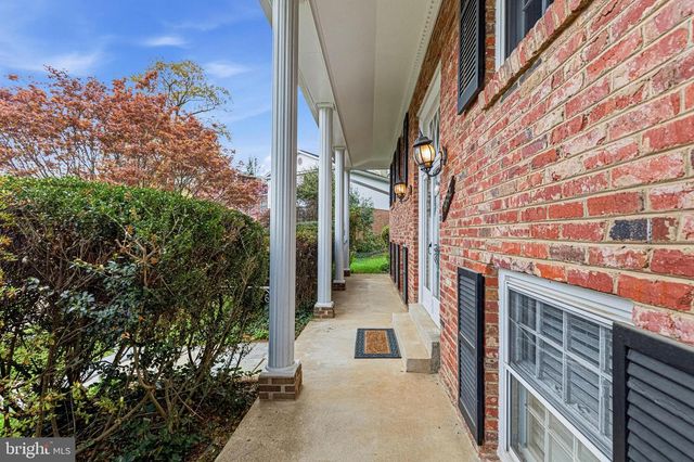 1322 CORDELIA CT, Mclean, VA 22102