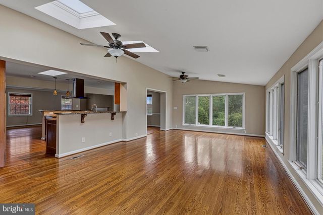 1322 CORDELIA CT, Mclean, VA 22102