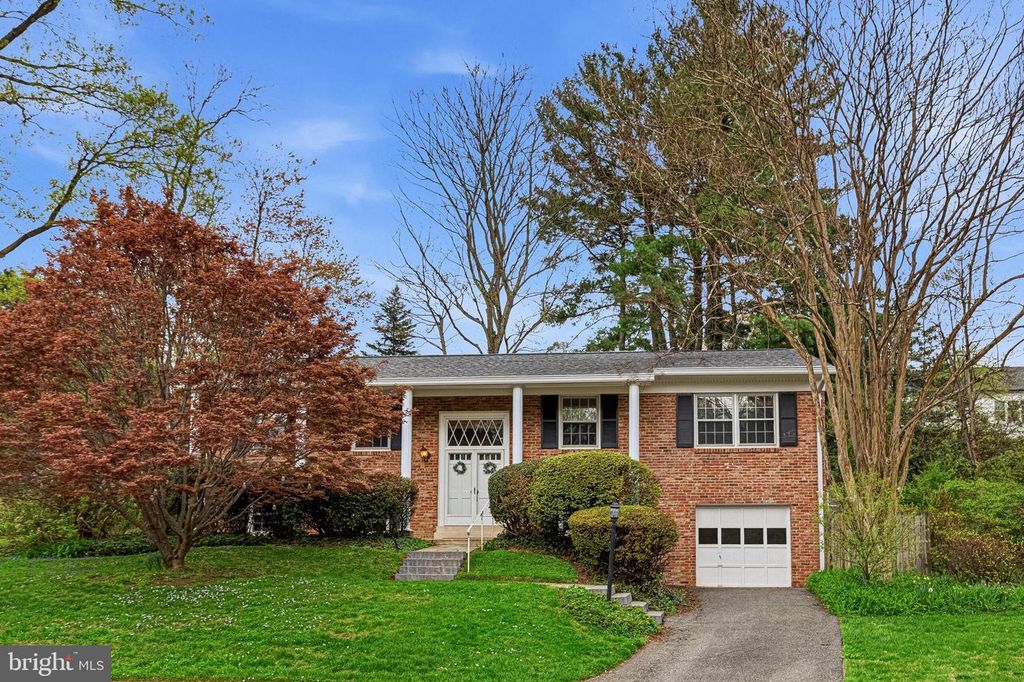 1322 CORDELIA CT, Mclean, VA 22102