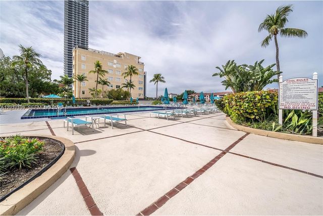 3800 S Ocean Dr 324, Hollywood, FL 33019