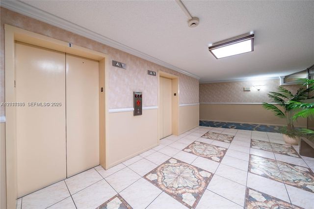 3800 S Ocean Dr 324, Hollywood, FL 33019