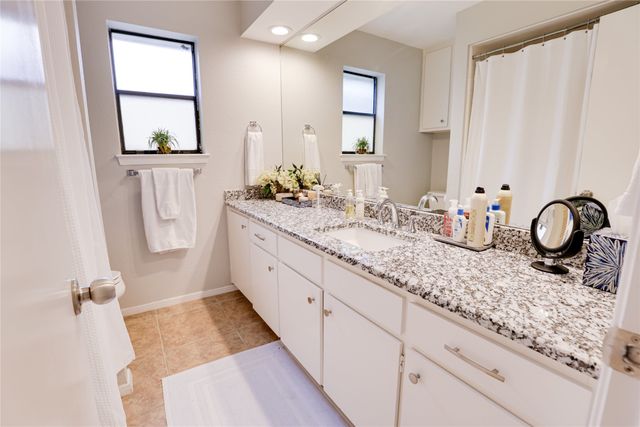 54 Legend Road, Benbrook, TX 76132