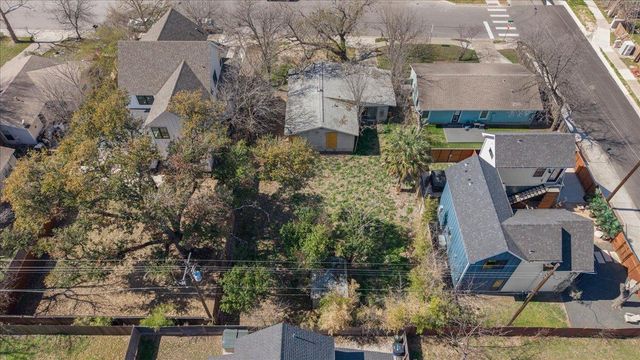 8017 Lazy LN, Austin, TX 78757