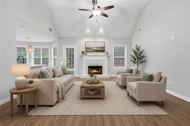 101 Moss Pointe Drive, Mcdonough, GA 30253