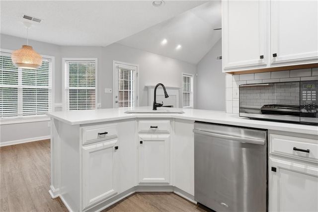 101 Moss Pointe Drive, Mcdonough, GA 30253