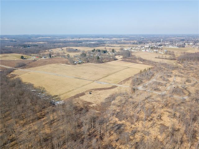 365 Saxonburg Blvd, Clinton Twp, PA 16056