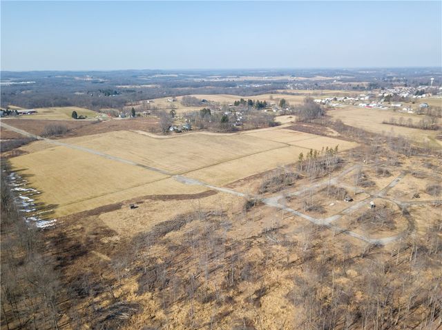 365 Saxonburg Blvd, Clinton Twp, PA 16056