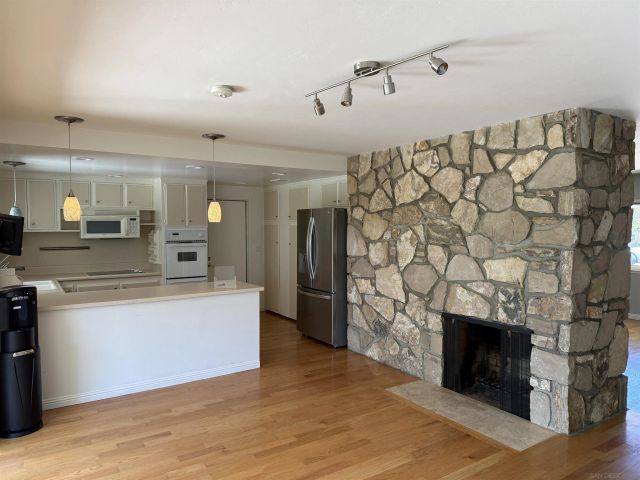 18031 Verano Dr, San D, CA 92128