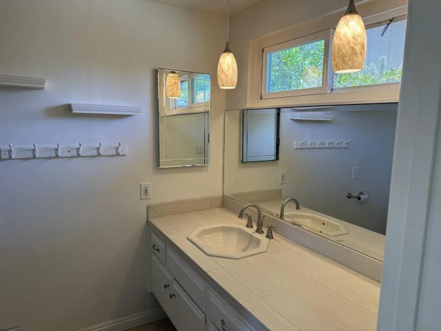 18031 Verano Dr, San D, CA 92128