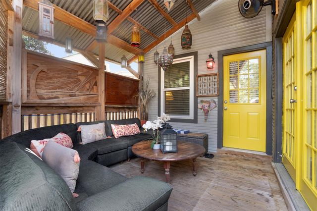 2007 Peoples ST, Austin, TX 78702