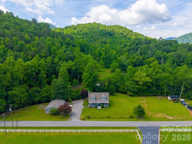 538 East Fork Road, Sylva, NC 28779