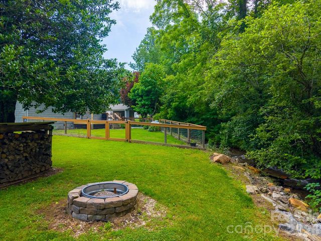 538 East Fork Road, Sylva, NC 28779
