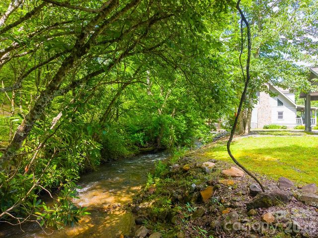 538 East Fork Road, Sylva, NC 28779