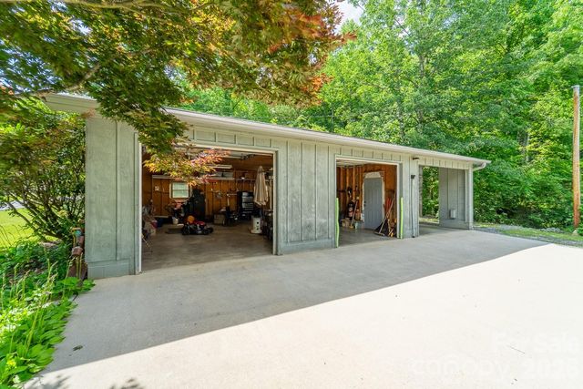 538 East Fork Road, Sylva, NC 28779