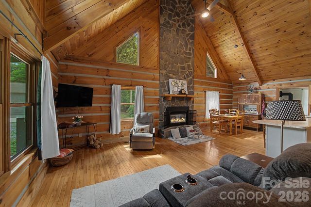 538 East Fork Road, Sylva, NC 28779