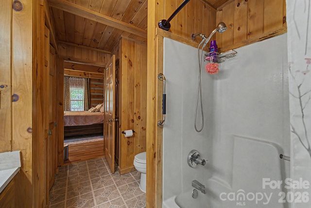 538 East Fork Road, Sylva, NC 28779