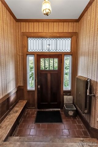87 Newton Road, Hamburg, NY 14075