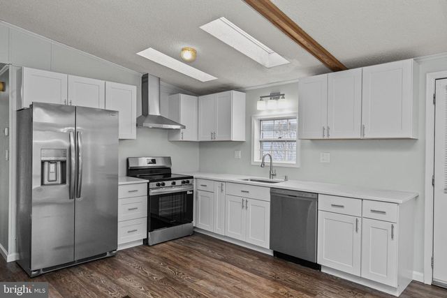 738 ASPEN CIR, Red Hill, PA 18076