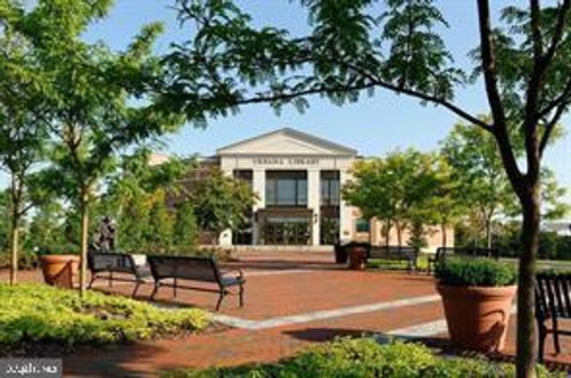 9232 LANDON HOUSE WAY, Frederick, MD 21704