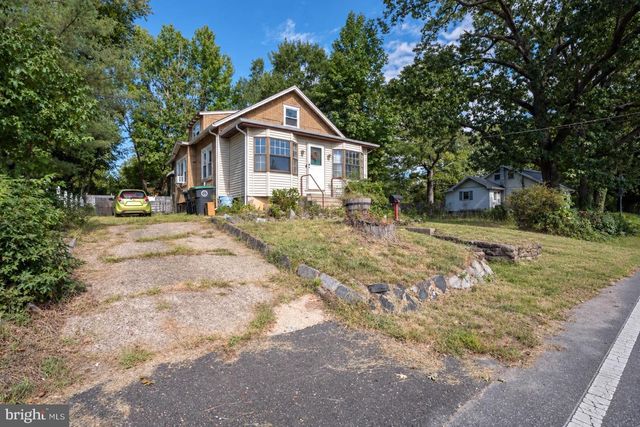 213 BERLIN RD N, Lindenwold, NJ 08021