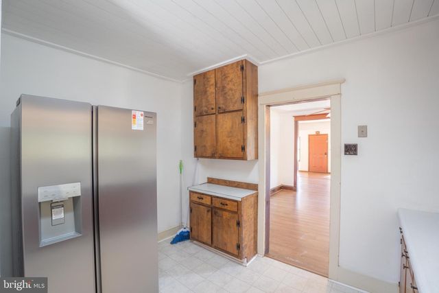 213 BERLIN RD N, Lindenwold, NJ 08021