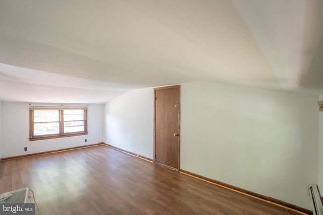 213 BERLIN RD N, Lindenwold, NJ 08021
